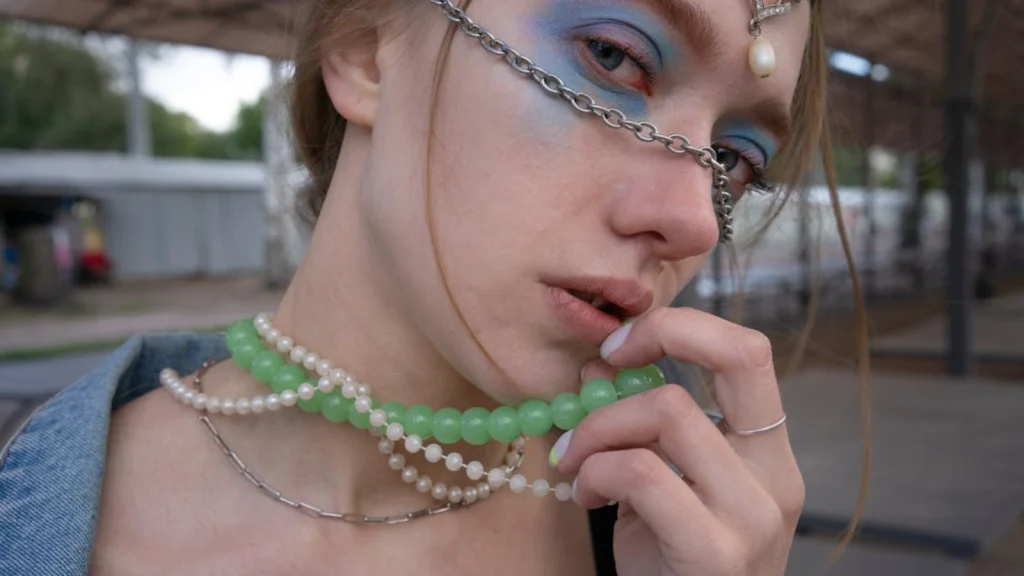 how-to-choose-a-necklace-set-that-suits-your-style-and-budget