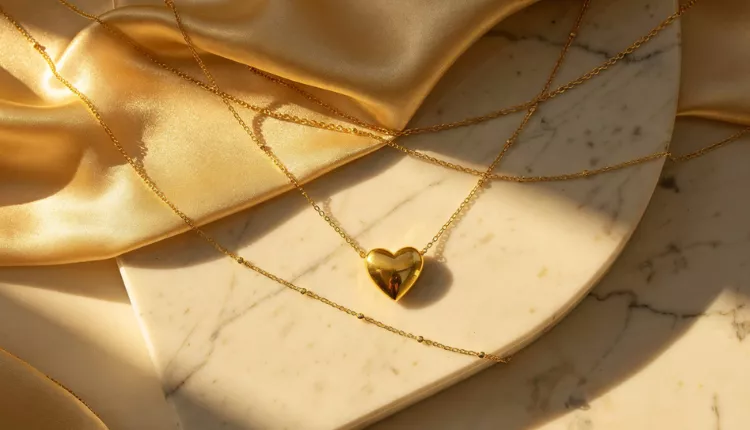 Why Gold Necklaces Never Go Out of Style